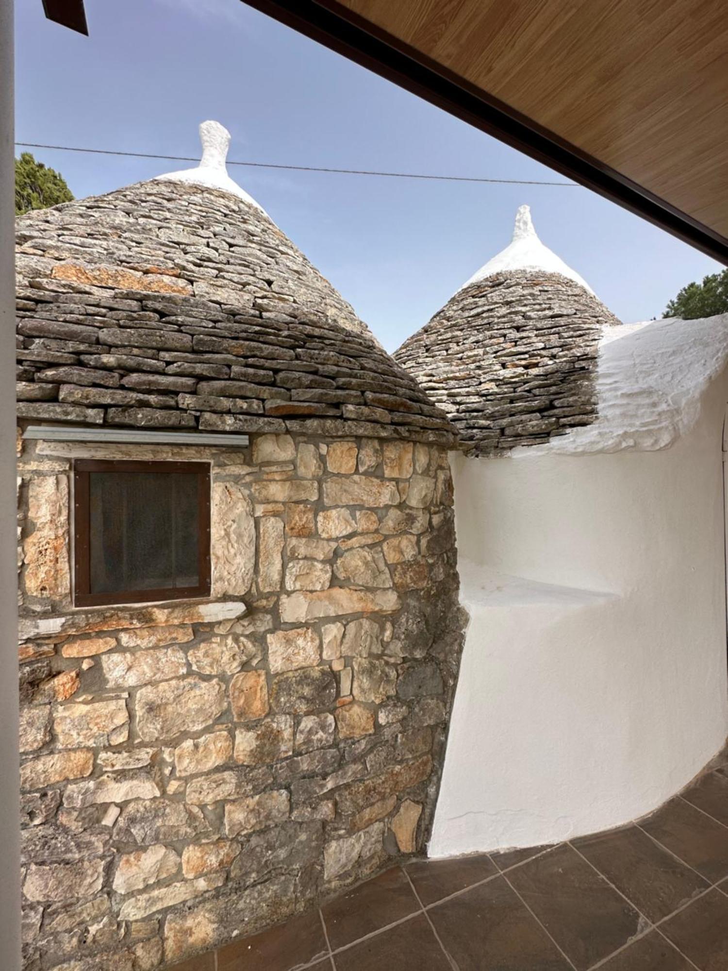 ノーチ Trulli In Contradaヴィラ エクステリア 写真